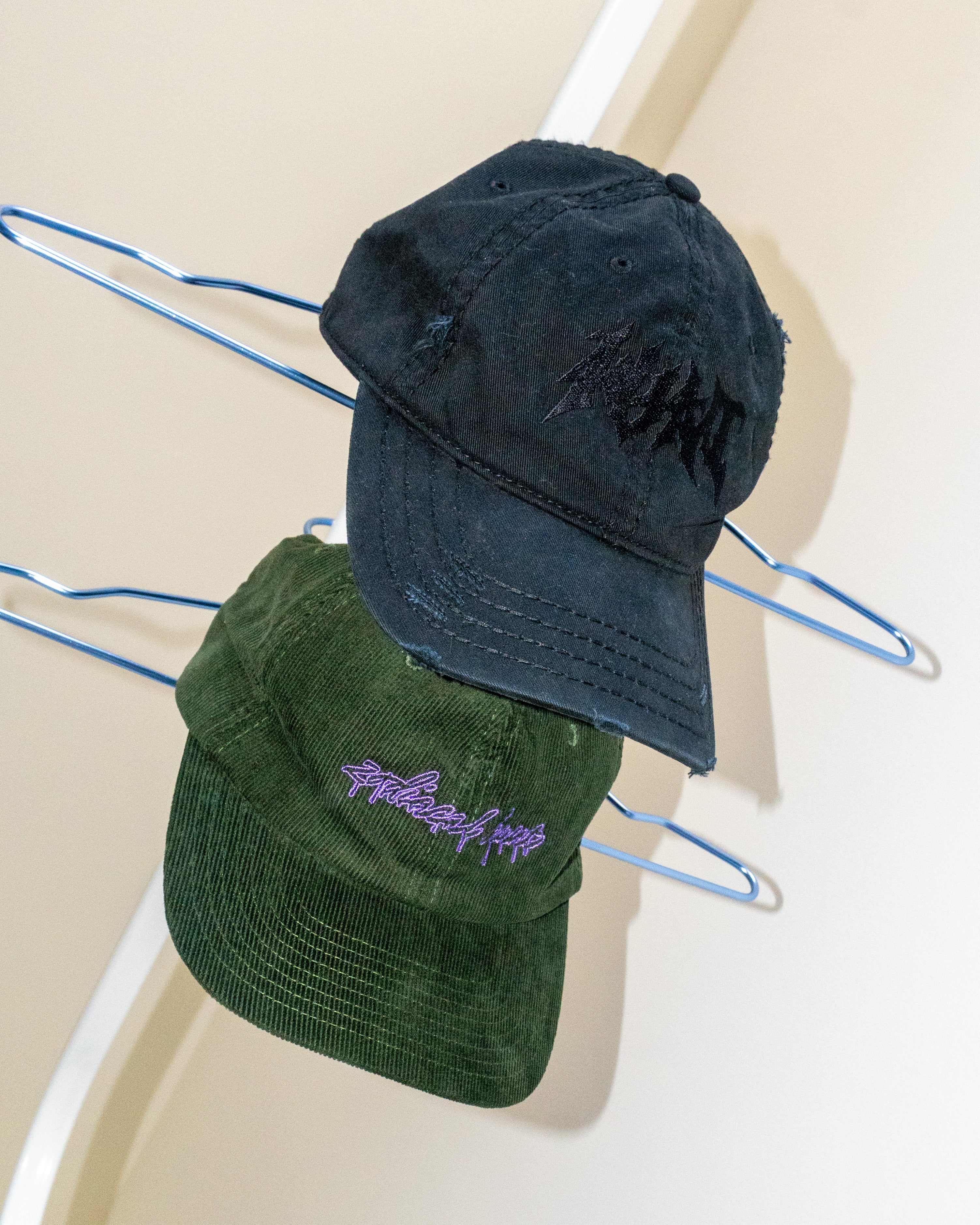 Casquette velours côtelé brodée ZH | Ouroboros